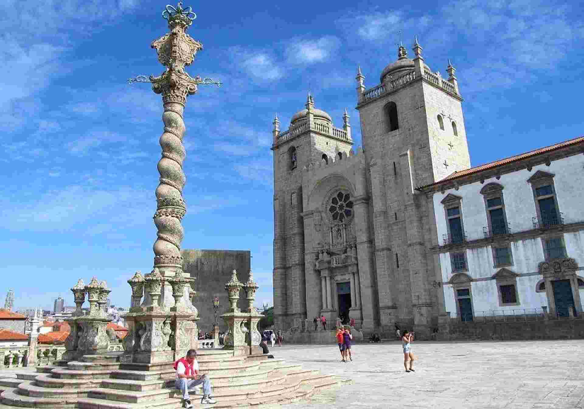 Charming Lisbon and Douro Cruise Special