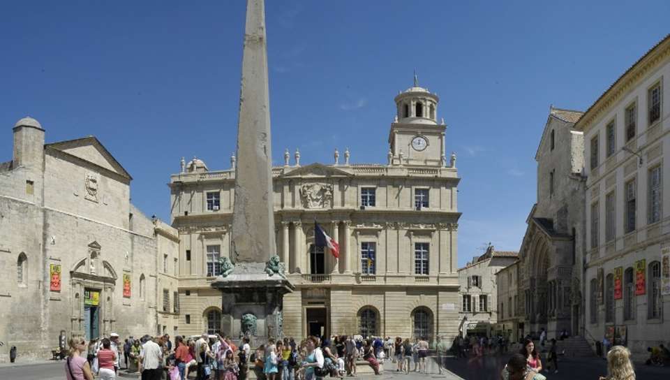 Charming Provence : a barge cruise in Southern France (port-to-port cruise) - undefined - Image 2