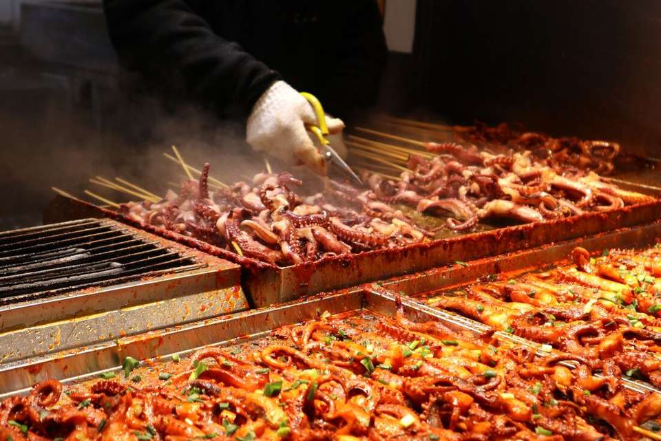 China Adventure - Intrepid Travel - Hong Kong