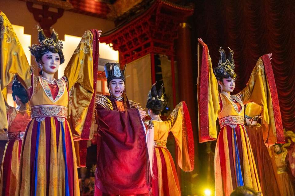 China Family Holiday - Intrepid Travel - China - Image 14