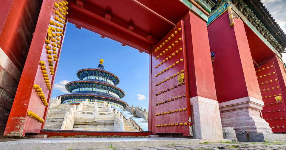 Highlights of China - Hong Kong to Beijing - Explore - Hong Kong - Image 2