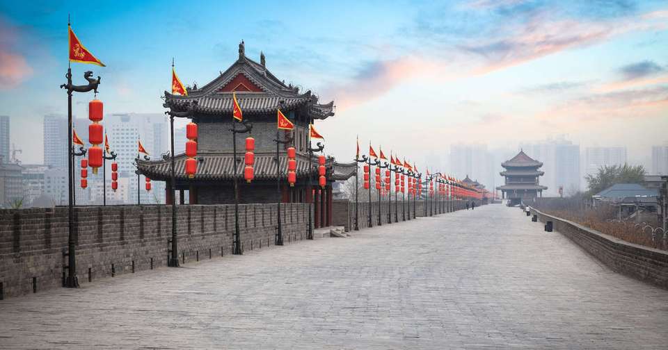 Highlights of China - Hong Kong to Beijing - Explore - Hong Kong - Image 8