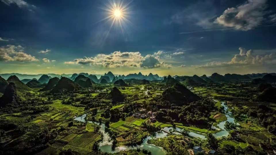 China Minorities Adventure - Truly China Travel - Hong Kong - Image 2