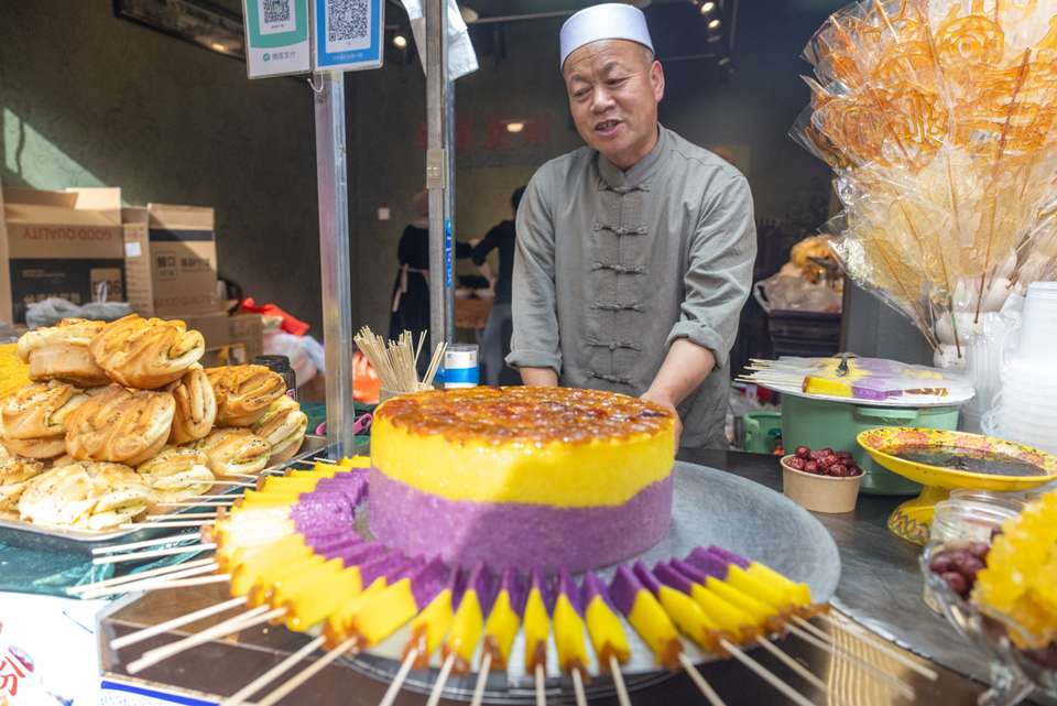 China Real Food Adventure - Intrepid Travel - China - Image 8