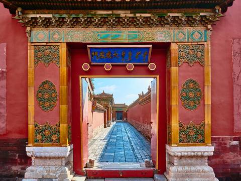 China Guided Tours: China's Imperial Triangle - 8 Days