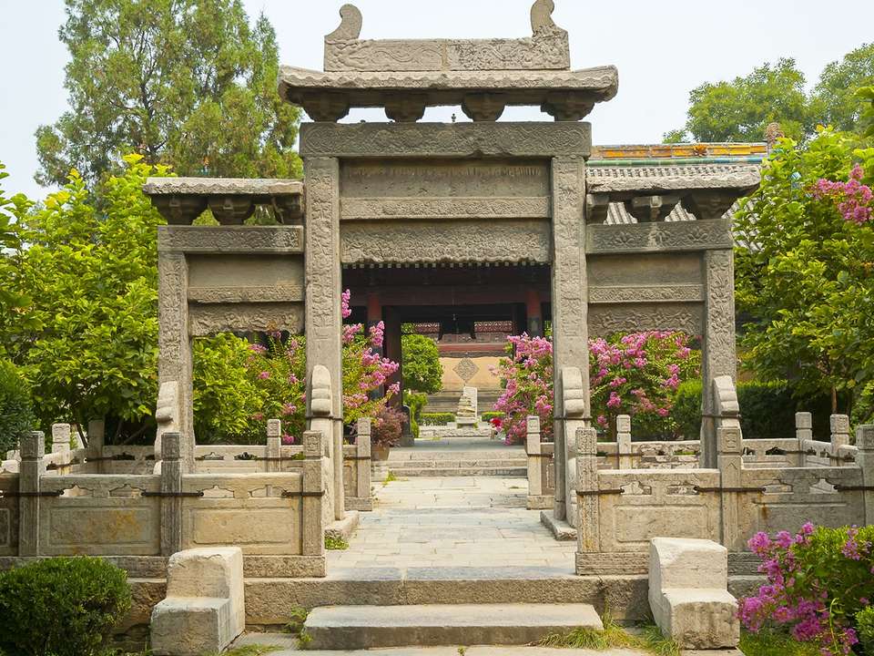 Image 4 of 5