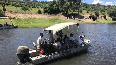 Zimbabwe Wildlife Tour: Chobe National Park Extended Day Trip
