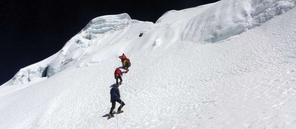 Cholo Expedition (6097m) - World Expeditions - Nepal - Image 5