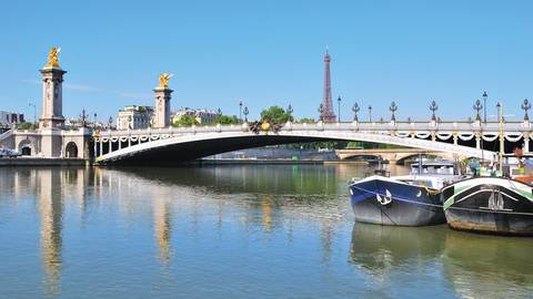 France Eco Tours: Christmas In The Seine Valley (port-to-port Cruise)