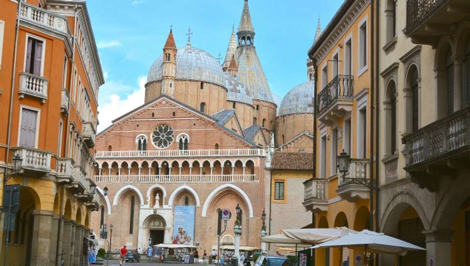 Christmas in Venice (port-to-port cruise) - Croisieurope - Italy - Image 2