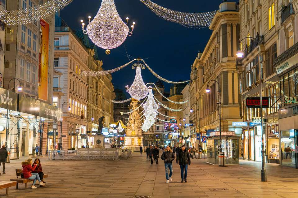 Christmas on the Danube featuring a 6-night Danube River Cruise - Collette Tours - Germany - Image 1