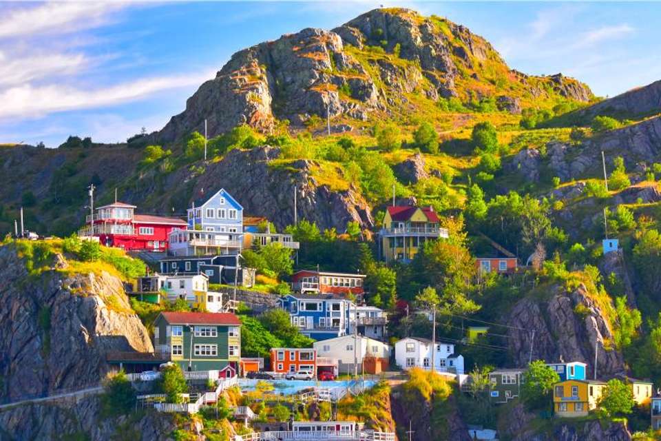 Circle Newfoundland & Labrador - Omega Tours - Canada
