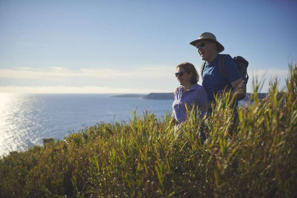 Circle Newfoundland & Labrador - Omega Tours - Canada