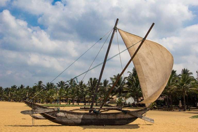 Sri Lanka Getaways and short breaks Tour: City Break, Escape To Negombo