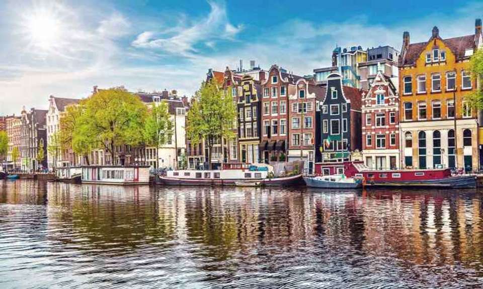 Classic Europe - Expat Explore - England - Image 8