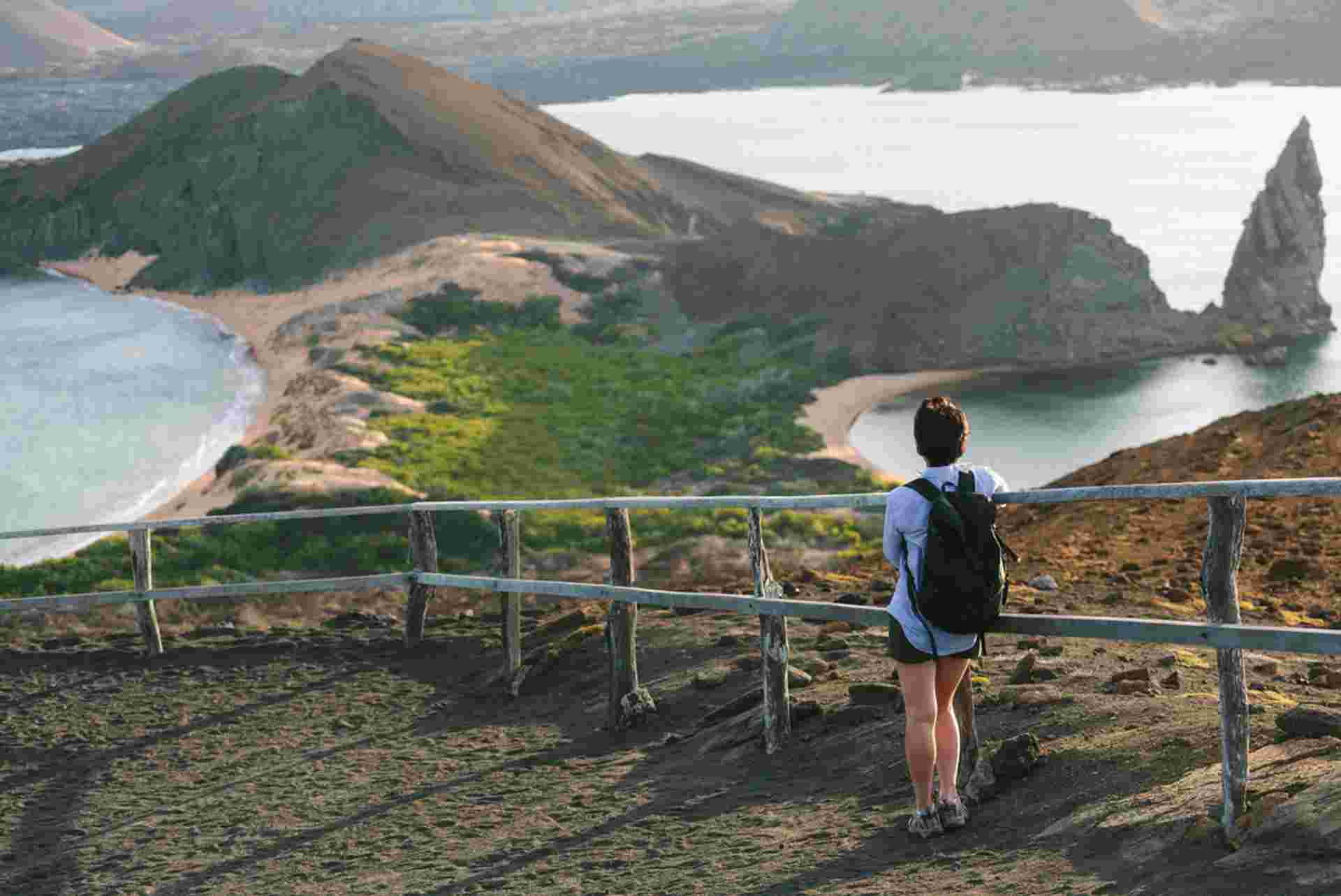 Classic Galapagos: Central Eastern Islands (Grand Queen Beatriz)