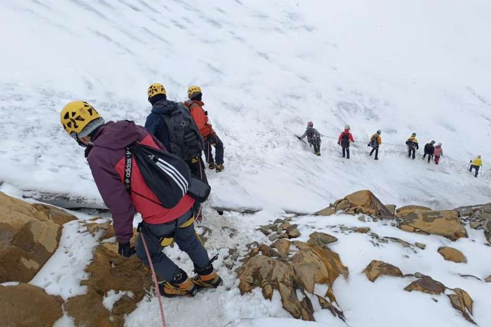 Climbing Nevado Mateo from Huaraz - Tangol Tours - Peru - Image 7