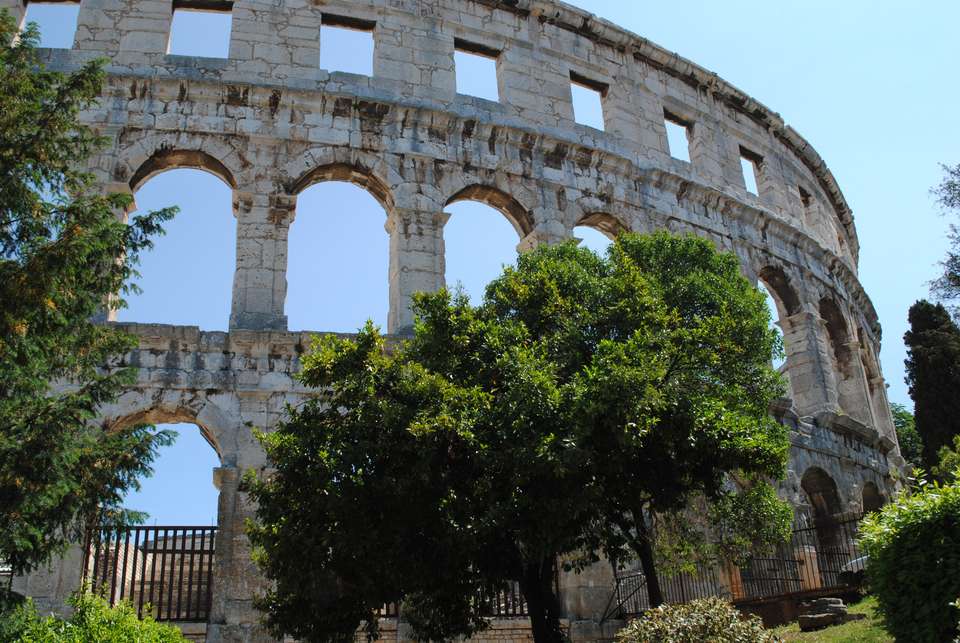 Coastal Croatia: Porec to Pula Cycling - undefined - Image 7