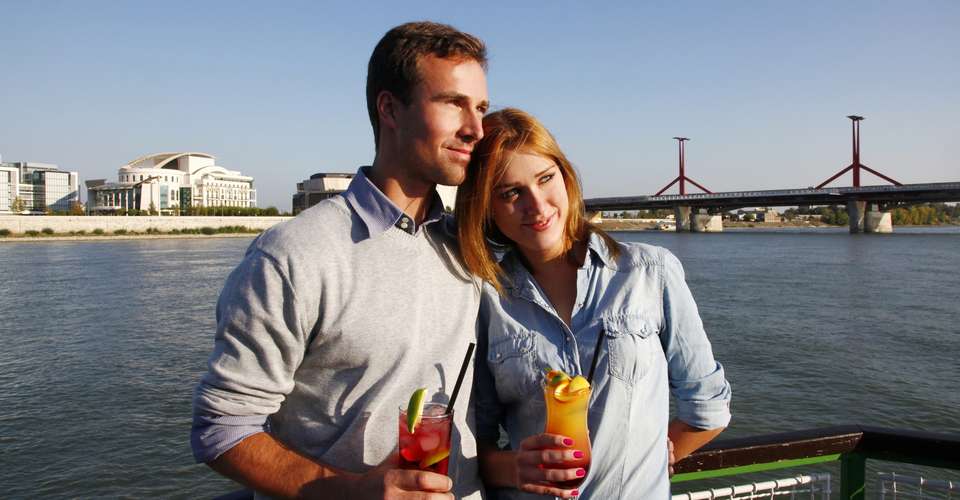 Cocktail Cruise - Hungaria Koncert Ltd - Hungary - Image 2