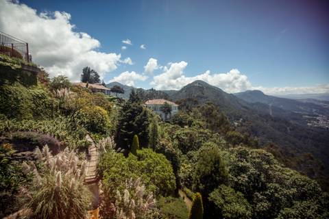 Colombia: Andean Vistas To Guatapé & The Caribbean
