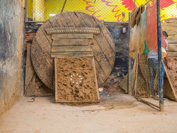 Image 3 of 24