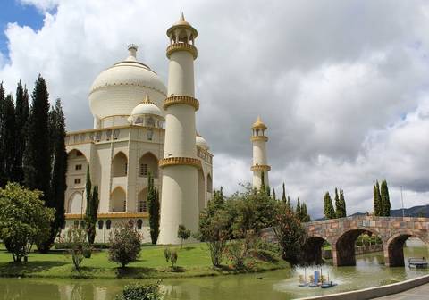 Bogota Cultural, Religious And Historic Sites Tour: Colombian Highlights