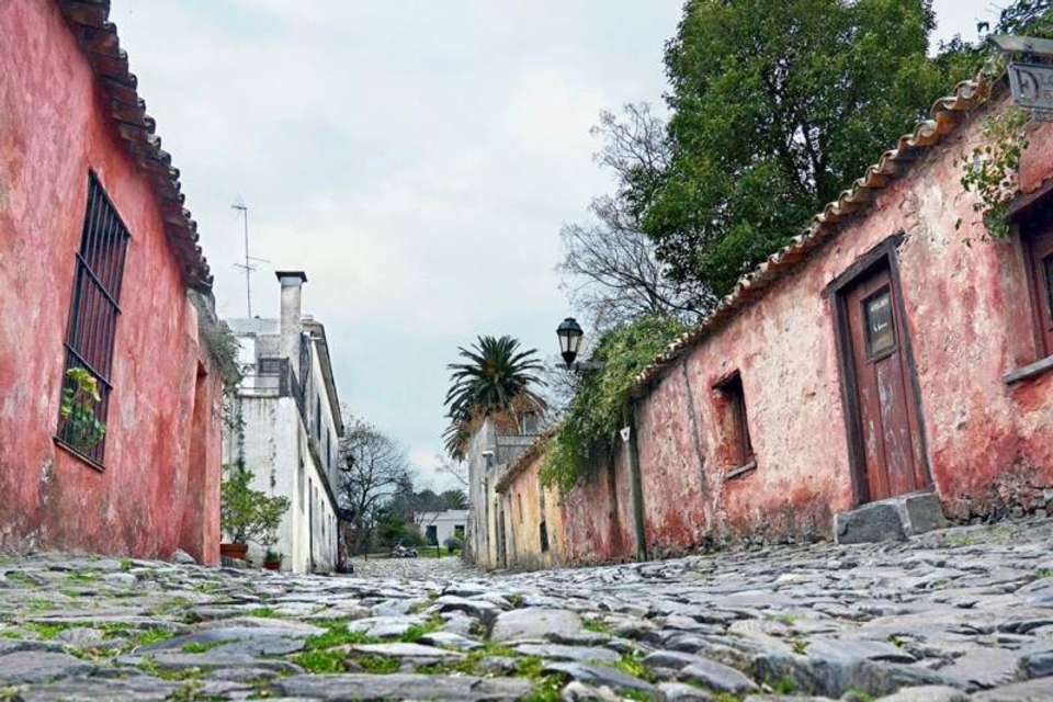 Colonia Day Trip from Buenos Aires - Tangol Tours - Argentina - Image 3