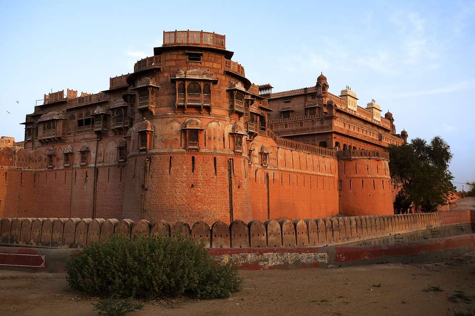 Complete Rajasthan, 14 Days Tour - Destination Services - India