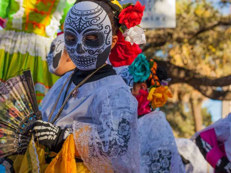 Contrasts of Mexico