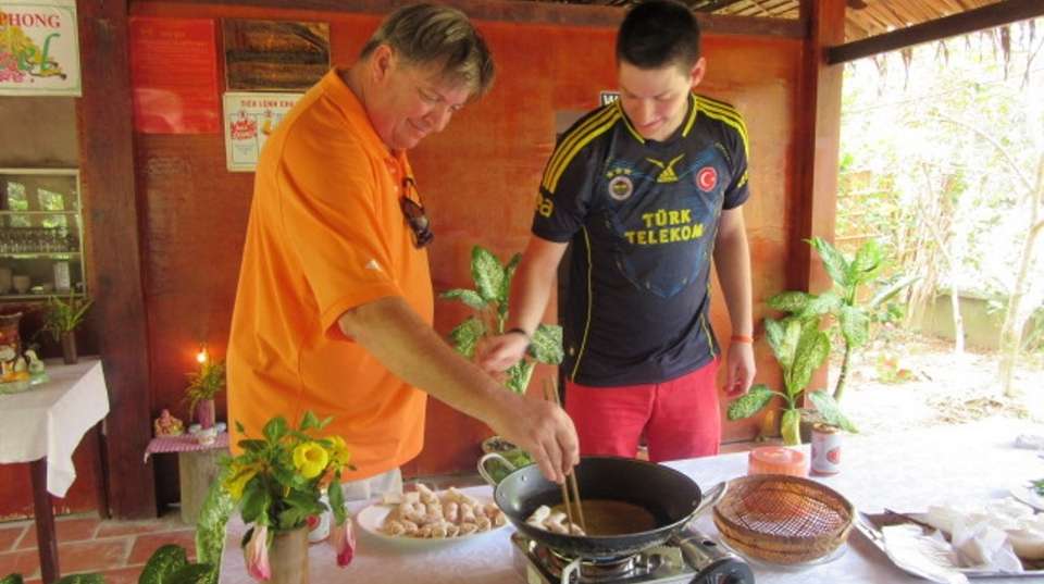 Mekong Delta Day Trip to Cai Be Floating Market - Gray Line Vietnam - Vietnam - Image 6