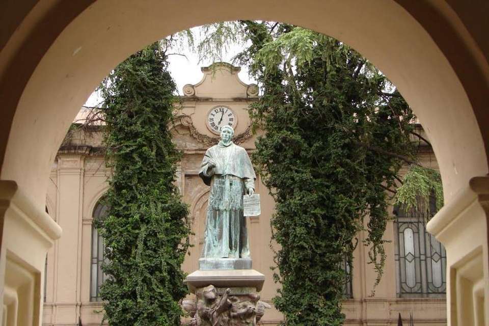 Cordoba Sightseeing Tour & Jesuit Legacy - Tangol Tours - Argentina - Image 1