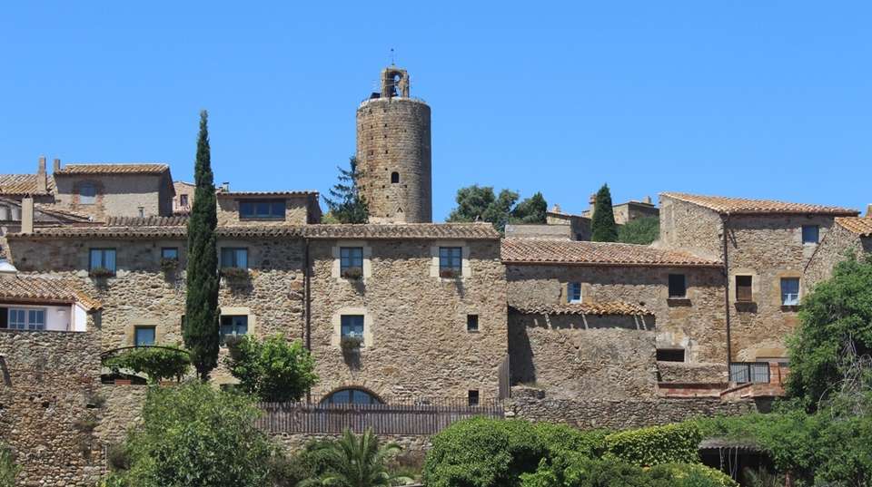 Costa Brava Typical towns Full-Day Tour - Barcelona Holiday - Spain - Image 4