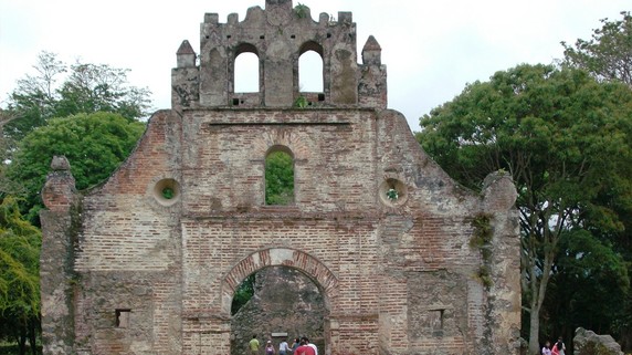 Image 4 of 29