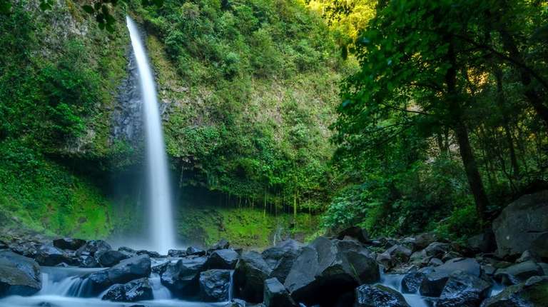 San Jose Rafting Tour: Costa Rica: Rivers, Rainforest & Beaches