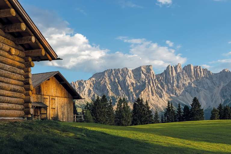 Milan City sightseeing Tour: Country Roads of Northern Italy