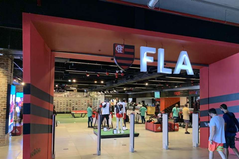 Crazy for Football - Tour Maracanã & Flamengo - Tangol Tours - Brazil - Image 6