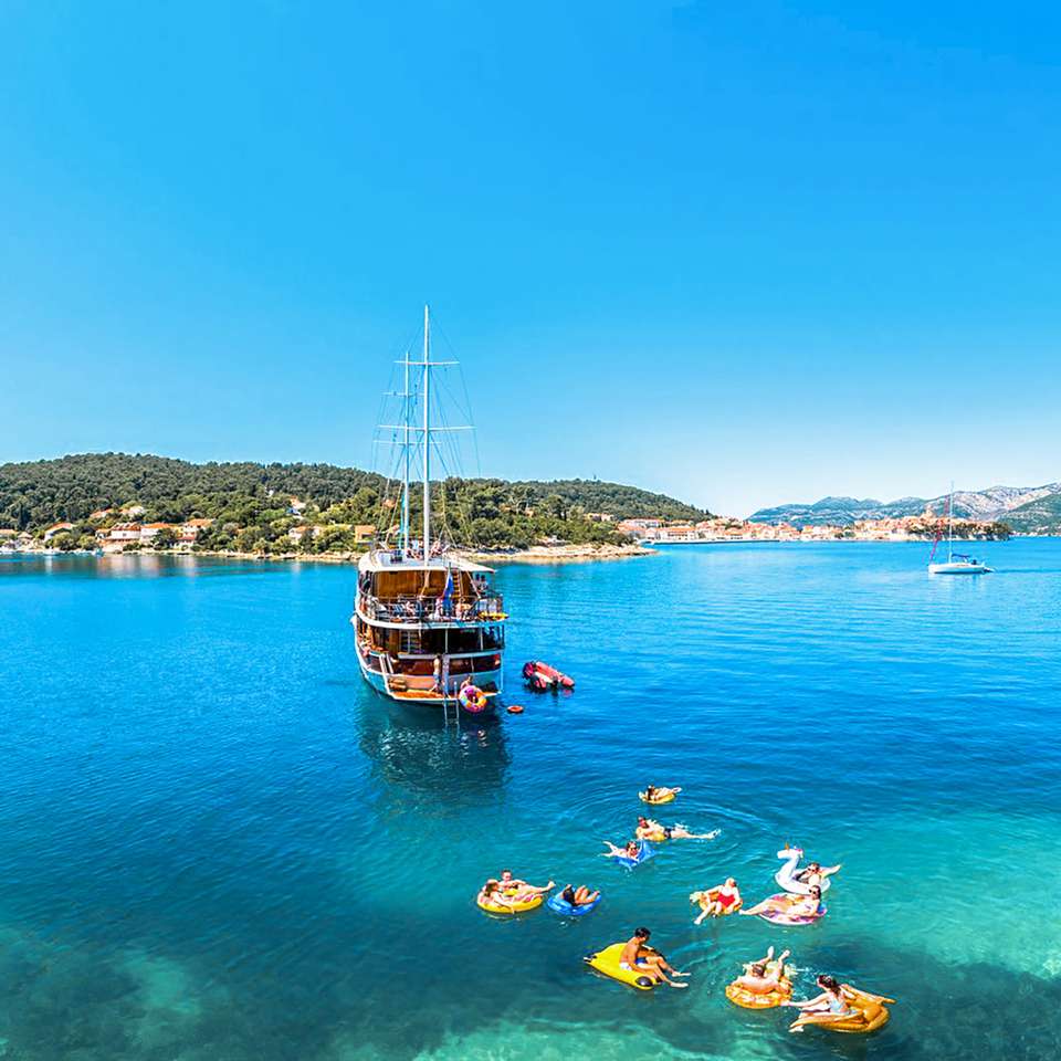 Croatia Island Sail - Contiki - Croatia - Image 6