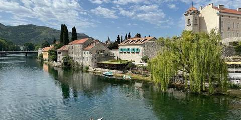 Croatia To Bosnia: Bustling Cities & Beautiful Sights - June 2026
