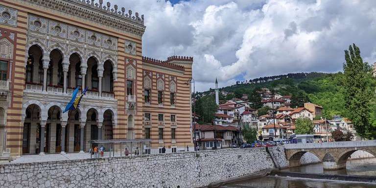 Zagreb Explorer Tour: Croatia to Montenegro: Nightlife & National Parks