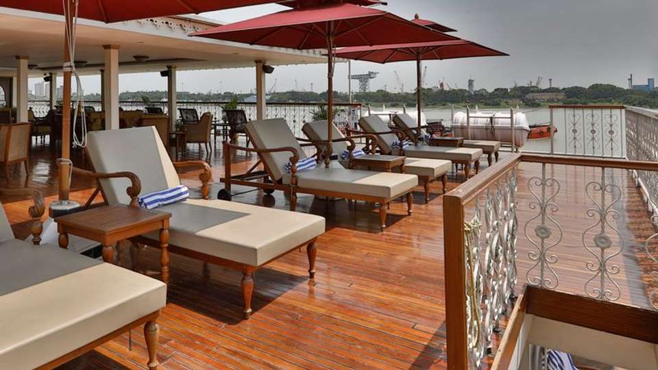 Cruise on the Ganges between Kolkata and Varanasi & the splendors of Rajasthan (port-to-port cruise) - Tweet World Travel - India - Image 6