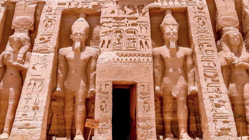 Cruise on the Nile: The Land of the Pharaohs (port-to-port cruise) - Tweet World Travel - Egypt - Image 5