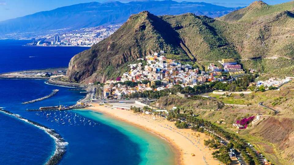 Cruise through the Canary Island Archipelago, eternal Springtime - Tweet World Travel - Spain - Image 7