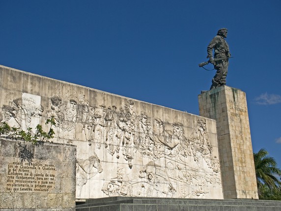 Image 2 of 12