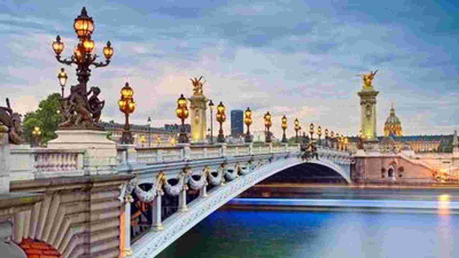 Cultural cruise along the Seine; Versailles, Paris, and Normandy (port-to-port cruise)