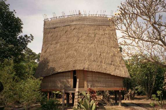 Image 2 of 11