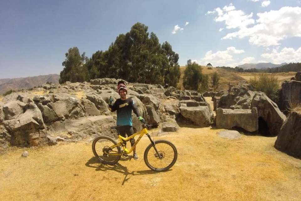 Cusco City Mountain Bike Tour - Tangol Tours - Peru - Image 3