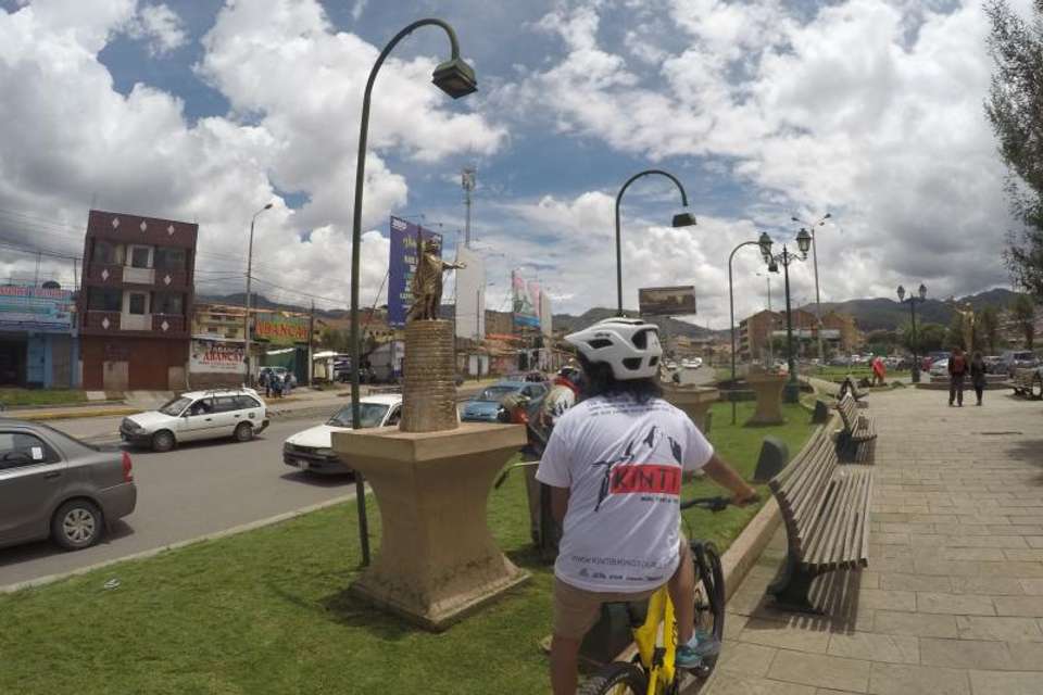 Cusco City Mountain Bike Tour - Tangol Tours - Peru - Image 5