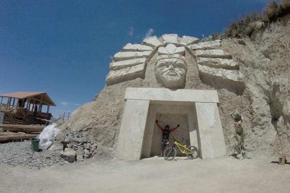 Cusco City Mountain Bike Tour - Tangol Tours - Peru - Image 6