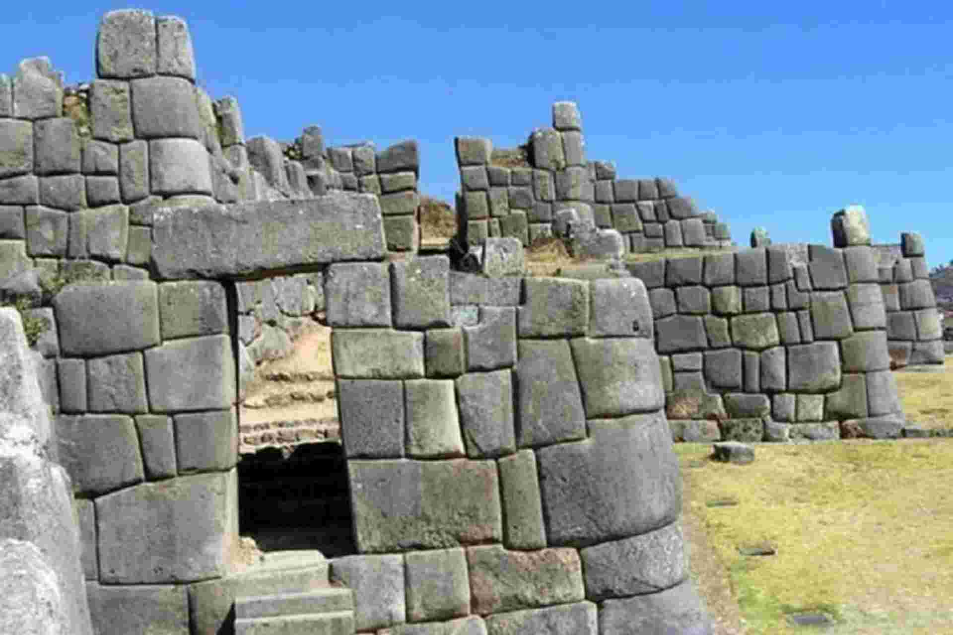Cusco City Tour and 4 nearby ruins - No Ticket Entrances