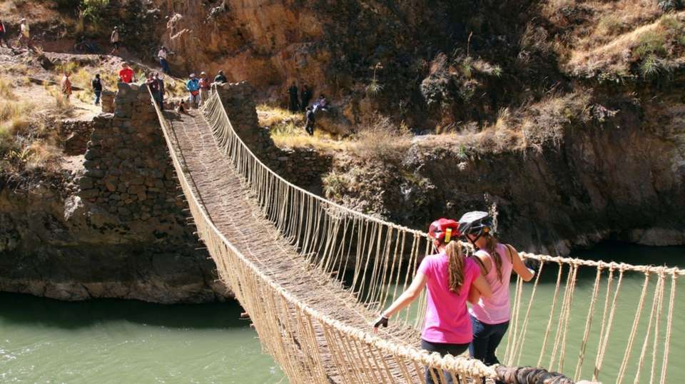 Cusco, Machu Picchu and Sacred Valley Tour - Apu Andino - Peru - Image 9